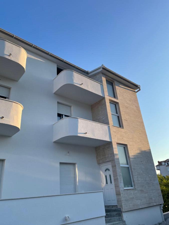 Apartments Toma คาชเตลา ภายนอก รูปภาพ